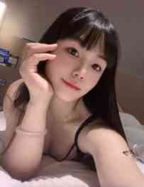 性感嫩妹双飞姐妹花-乐乐