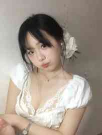 丰满白嫩新人朵朵
