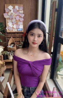 浓颜系美女清纯可人-欣欣